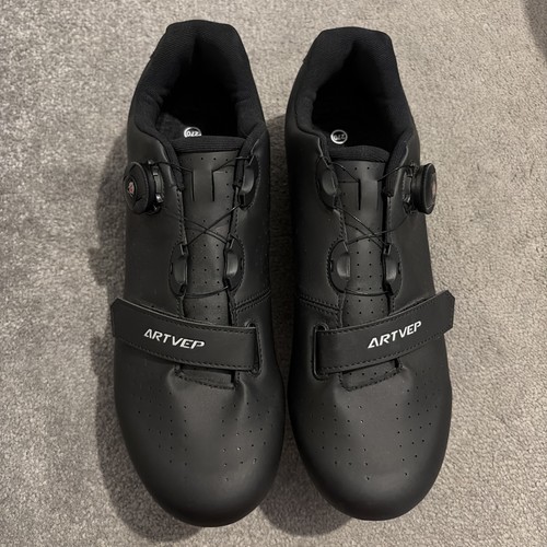 Men cycling bike - men’s,